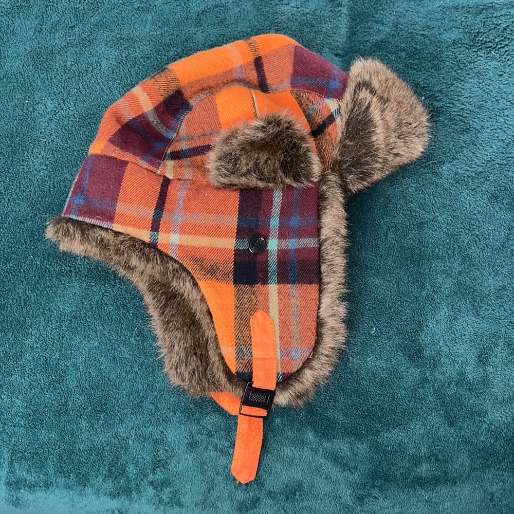D&Y winter hat plaid multicolor